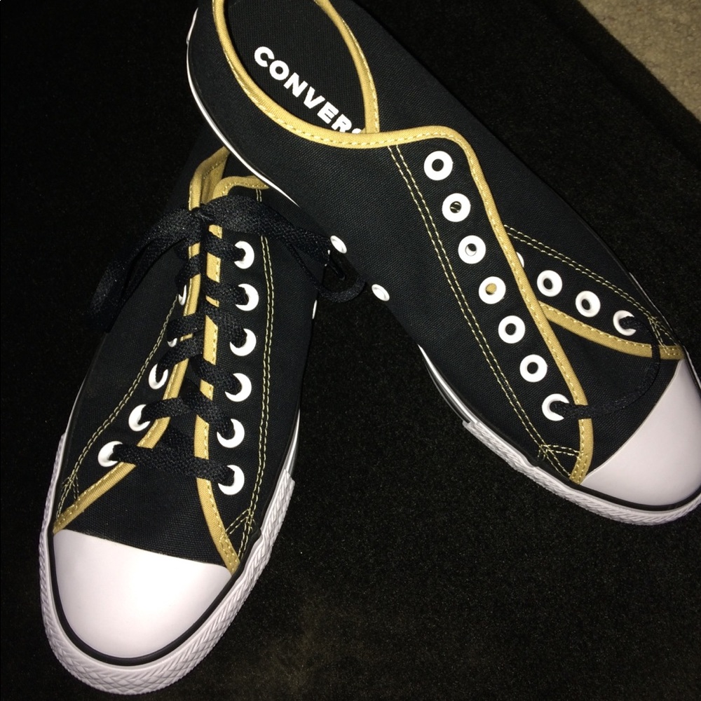 Converse all star shoes